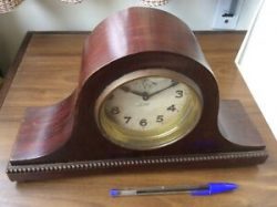 Reloj mesa madera